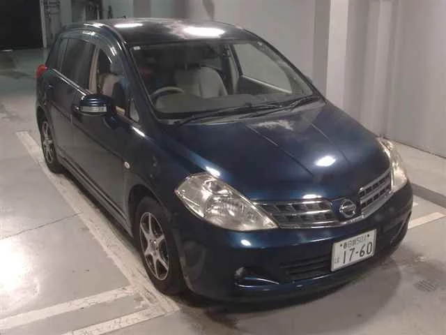 Nissan TIIDA