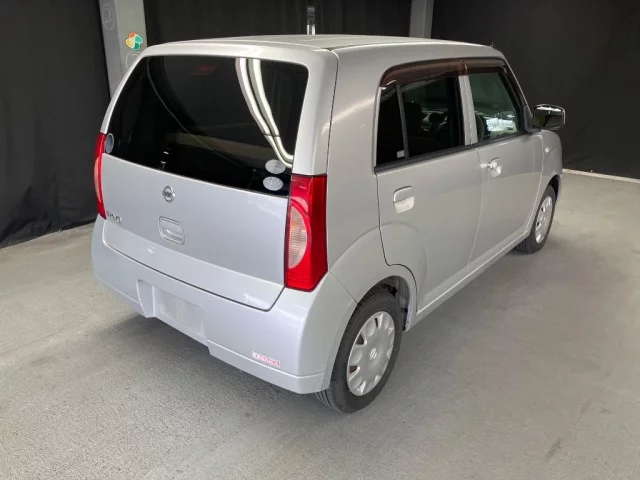 Nissan PINO