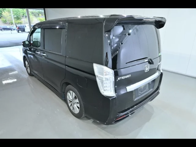 Honda STEP WAGON