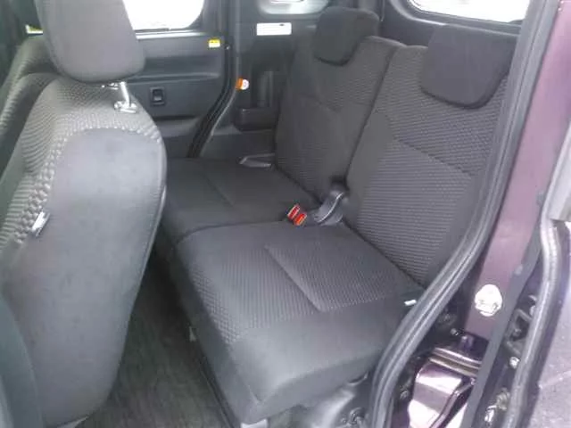 Toyota PIXIS MEGA