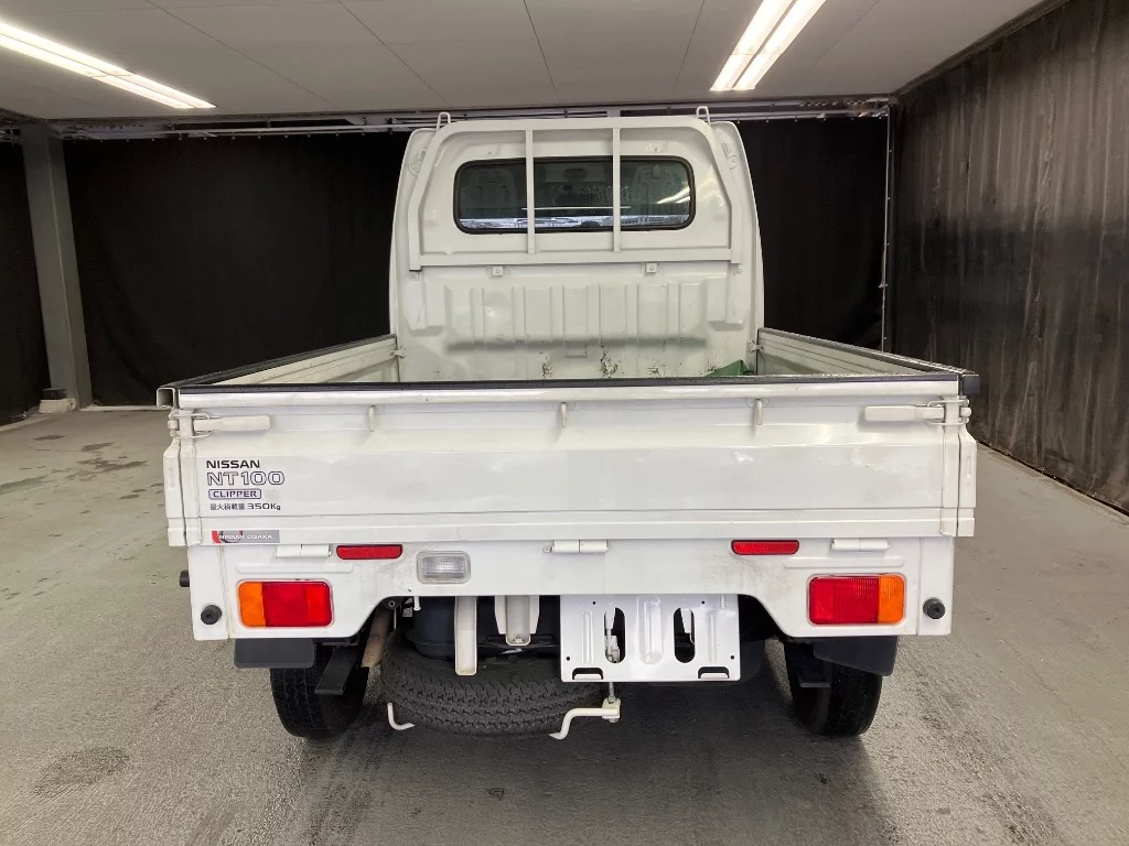 Nissan CLIPPER TRUCK