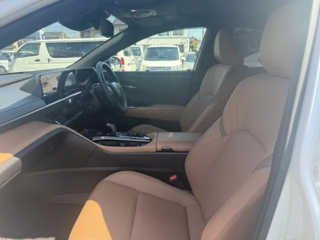 Toyota CROWN SPORT