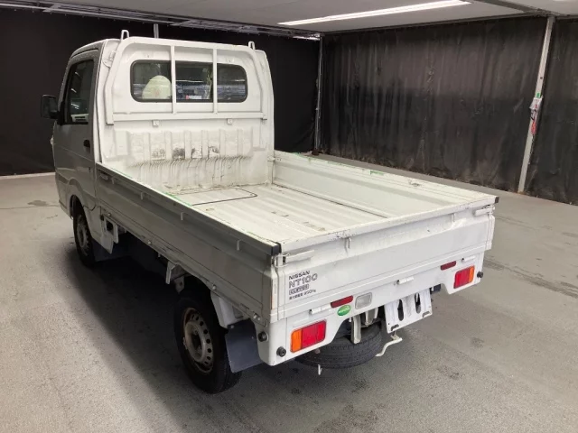 Nissan CLIPPER TRUCK