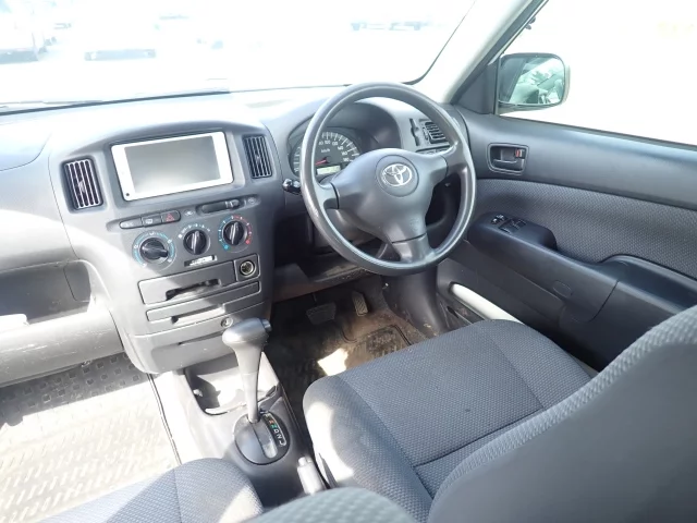 Toyota SUCCEED