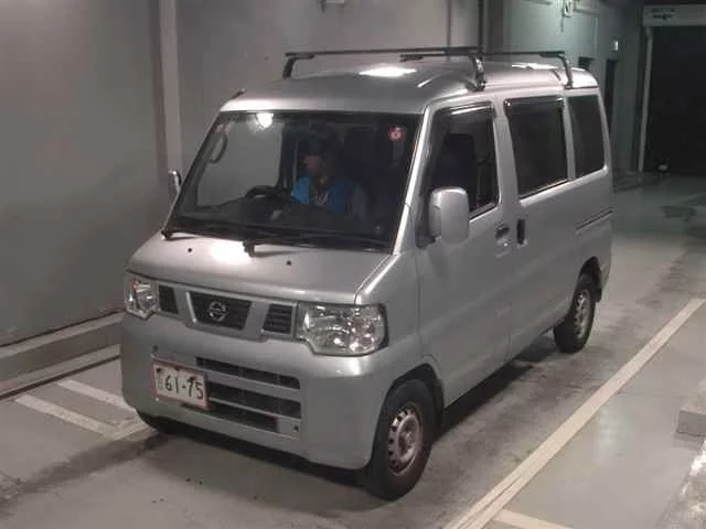 Nissan CLIPPER VAN
