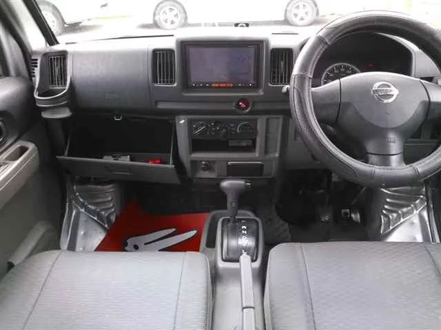 Nissan CLIPPER VAN