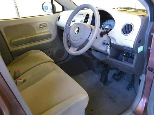 Suzuki MRWAGON