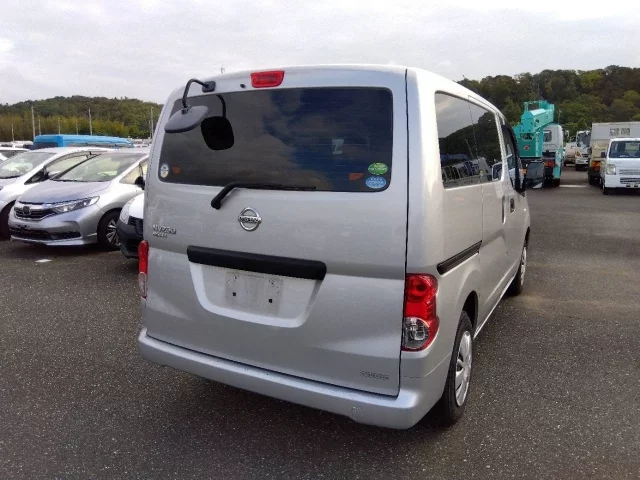 Nissan NV200