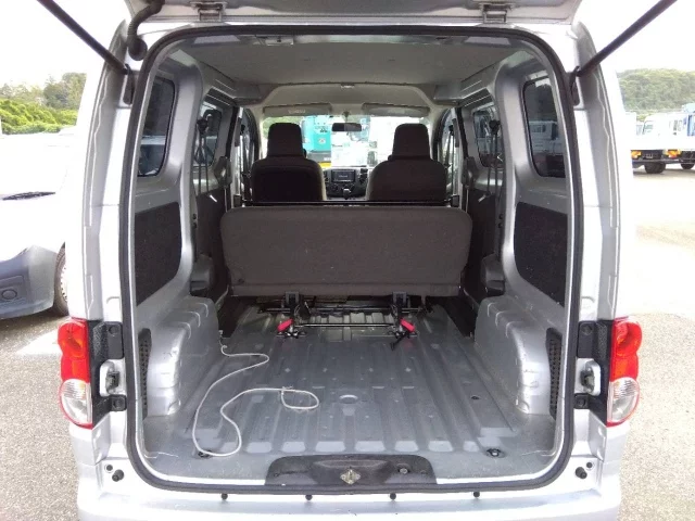 Nissan NV200