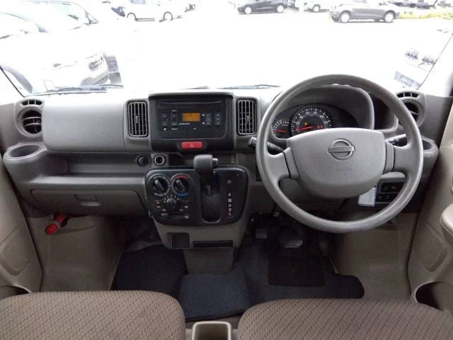 Nissan CLIPPER VAN