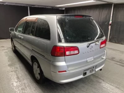 Nissan LIBERTY