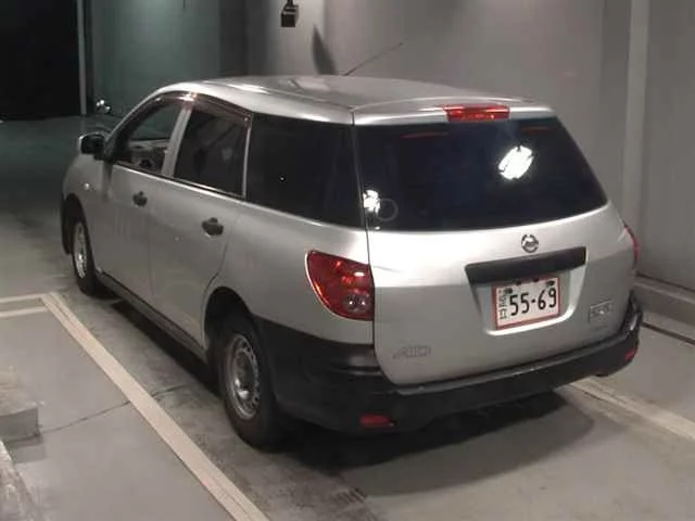 Nissan AD