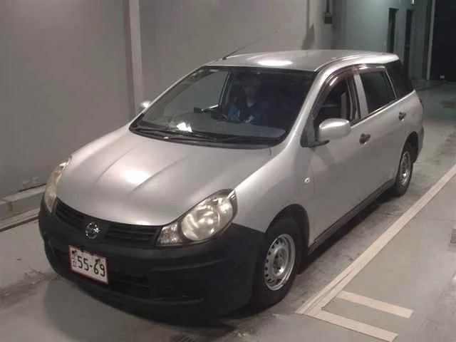 Nissan AD