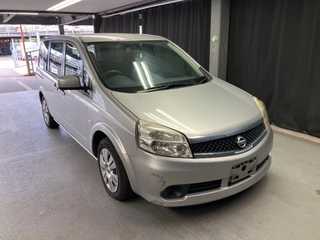Nissan LAFESTA