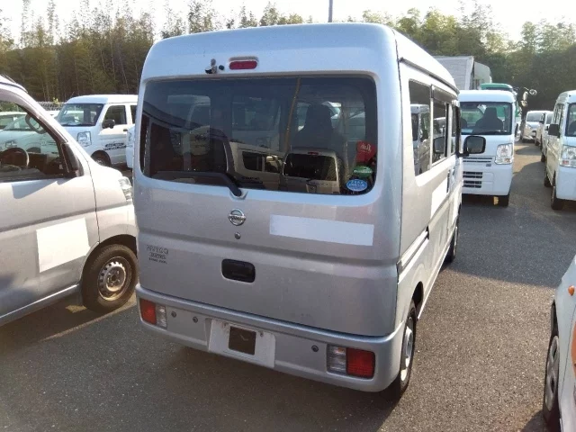 Nissan CLIPPER VAN
