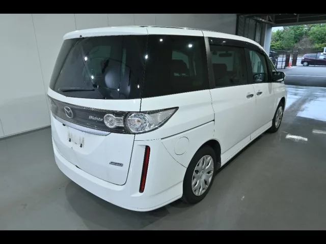 Mazda BIANTE