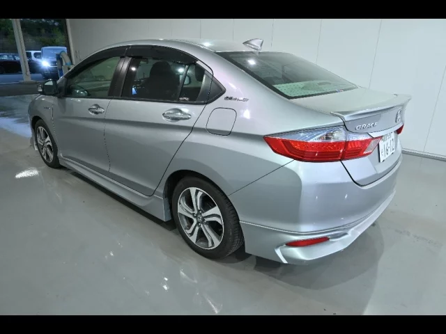 Honda GRACE