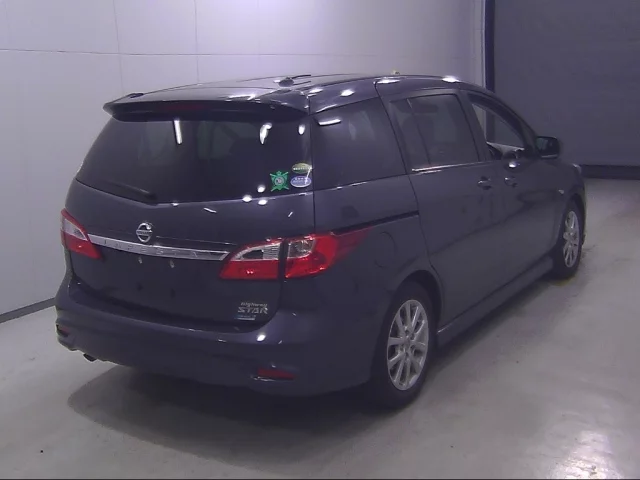 Nissan LAFESTA