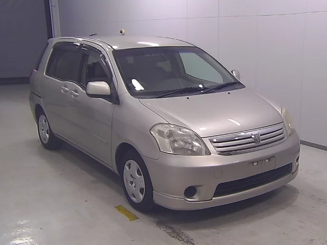 Toyota RAUM