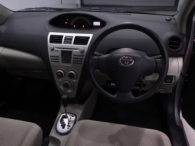 Toyota BELTA