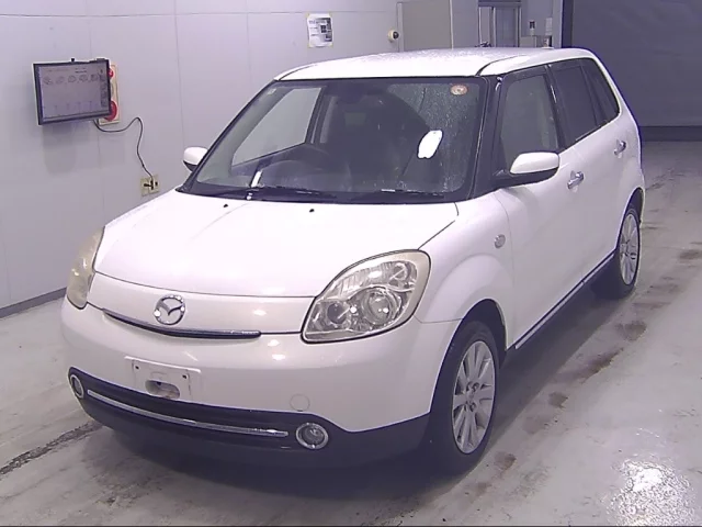Mazda VERISA