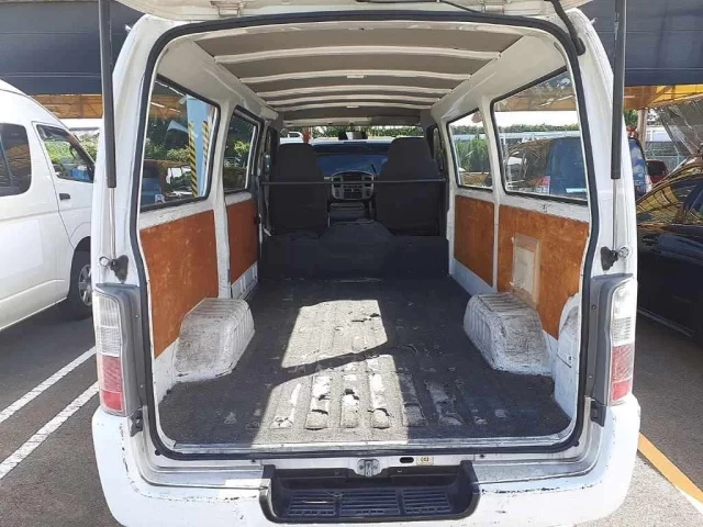 Nissan CARAVAN VAN