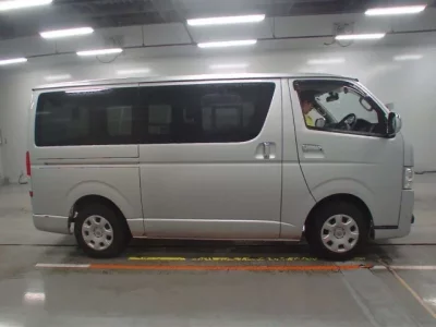 Toyota REGIUS ACE VAN