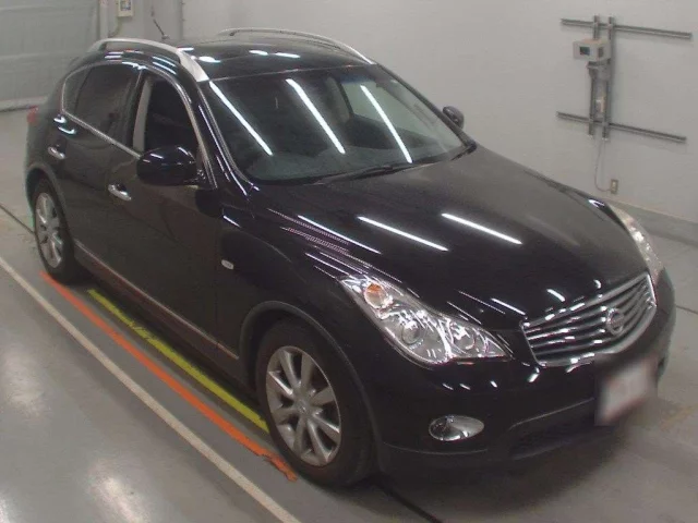 Nissan SKYLINE CROSSOVER