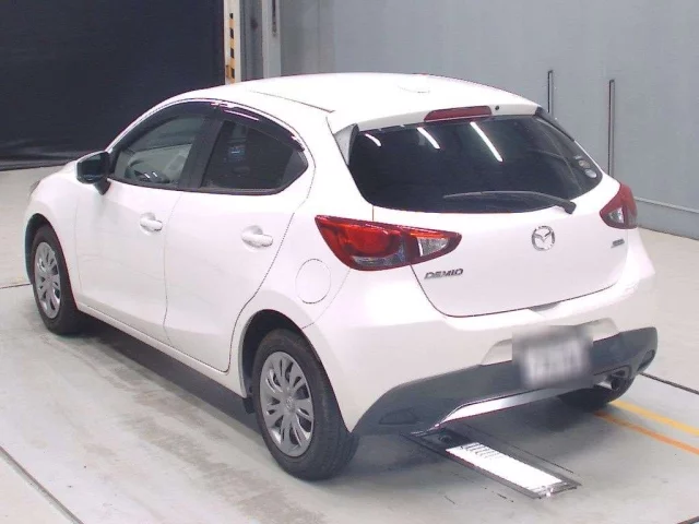 Mazda DEMIO