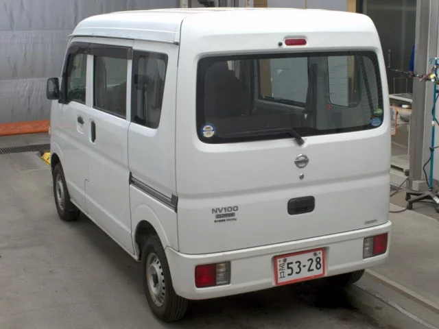 Nissan CLIPPER VAN