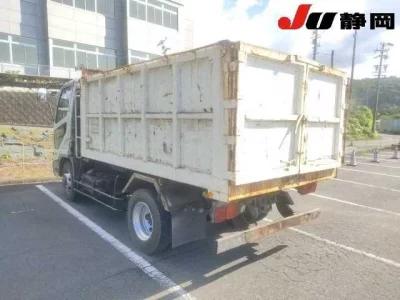 Mitsubishi FUSO FIGHTER