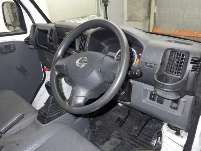 Nissan CLIPPER TRUCK