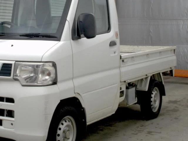 Nissan CLIPPER TRUCK