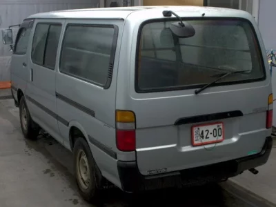 Toyota HIACE VAN