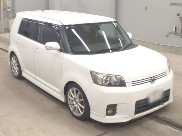 Toyota COROLLA RUMION