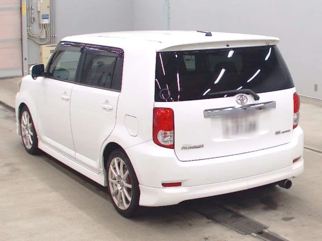 Toyota COROLLA RUMION