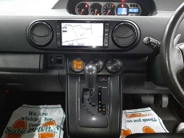 Toyota COROLLA RUMION