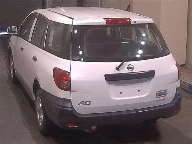 Nissan AD
