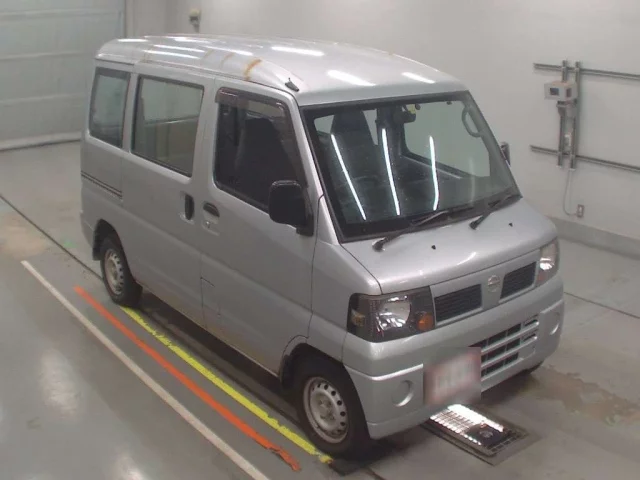 Nissan CLIPPER VAN