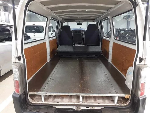 Nissan CARAVAN VAN
