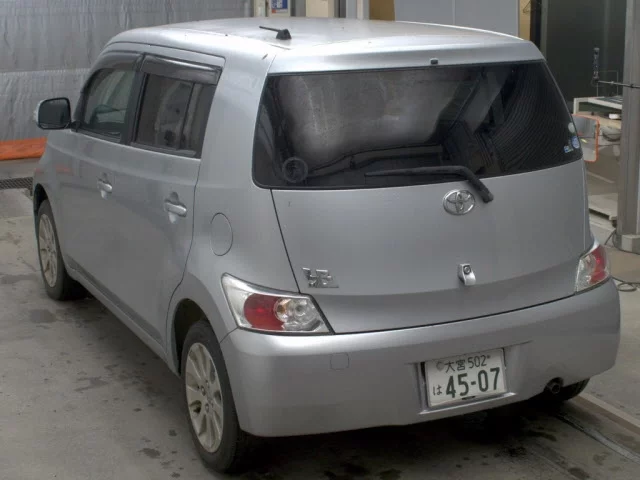 Toyota BB
