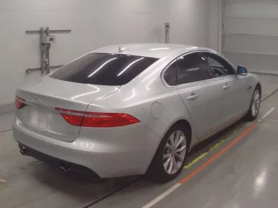Jaguar XF SERIES