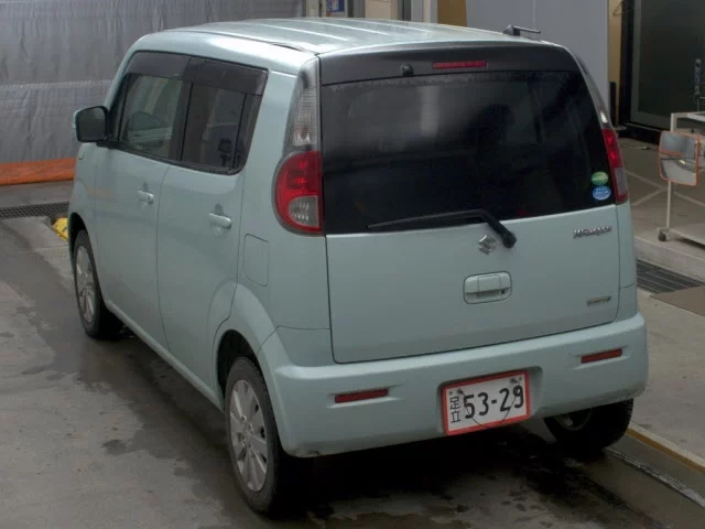 Suzuki MRWAGON
