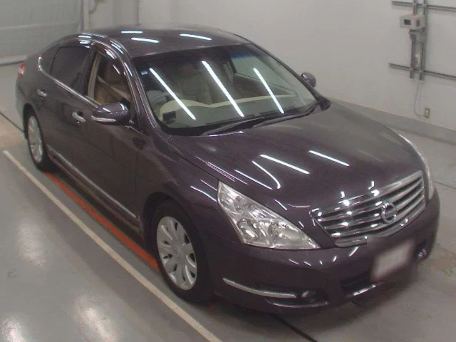 Nissan TEANA