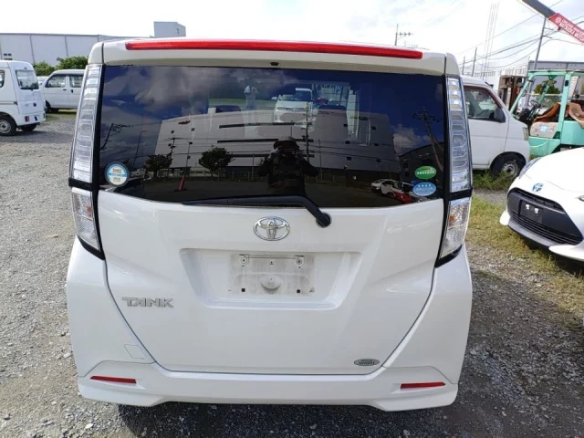 Toyota TANK