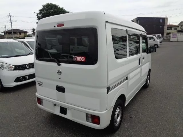 Nissan CLIPPER VAN