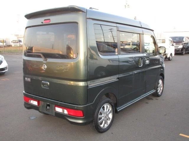 Nissan CLIPPER RIO