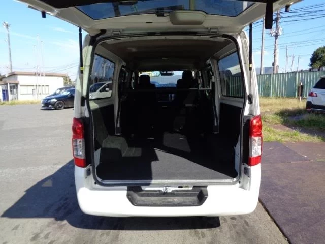 Nissan CARAVAN VAN