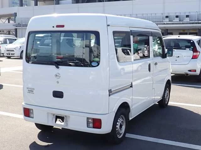 Nissan CLIPPER VAN