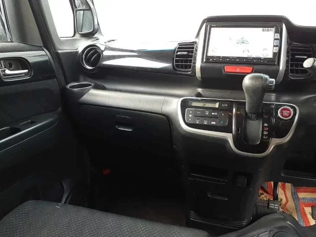 Honda N BOX PLUS